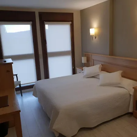 Alda A Boira Хака